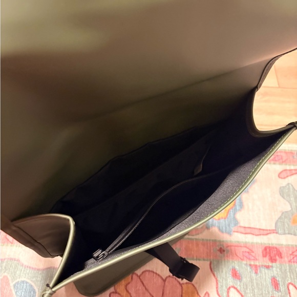 RAINS Backpack (Unisex) Evergreen - Picture 3 of 4